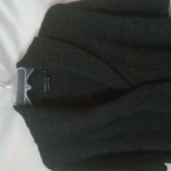 BCBG MAXAZRIA Cowl Collar Short Sleeve  Cardigan Sz XS/S Black Pre-owned - Picture 8 of 11